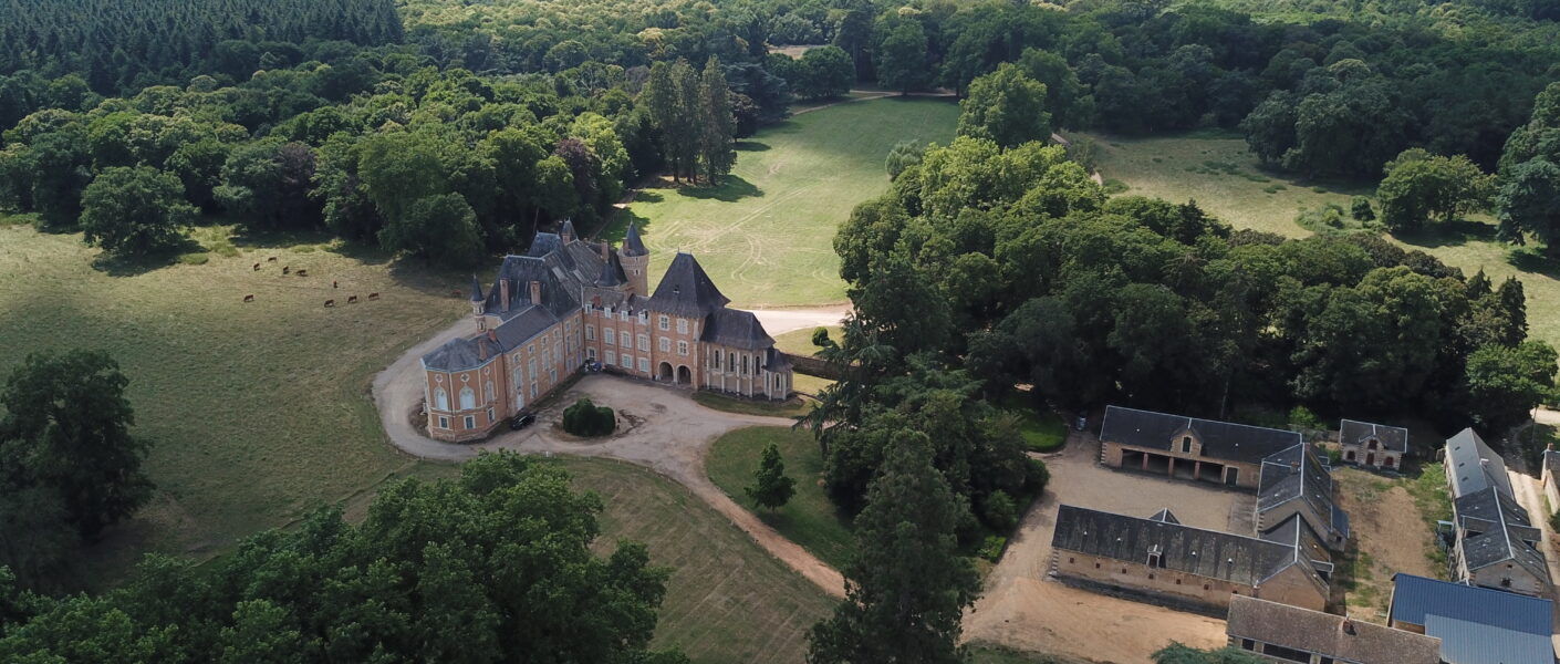 Chateau, domaine, mariage, reception, sarthe, lieu, location